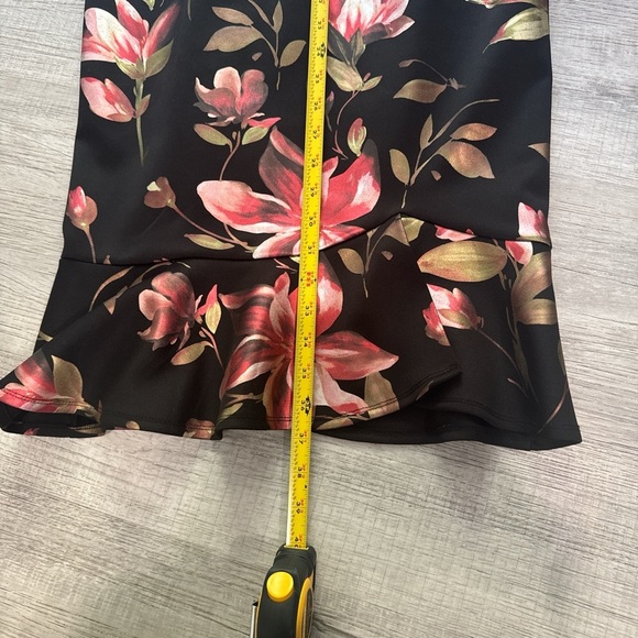 NWT Enfocus Studio Black Dress with Pink Floral Design SIZE 10 - Picture 10 of 13
